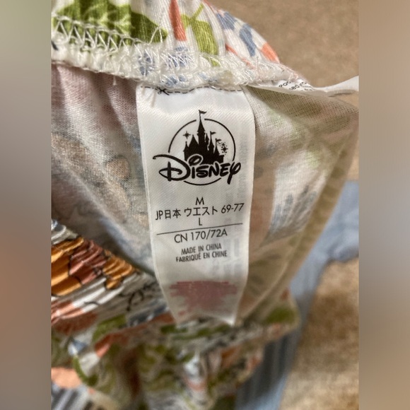 Disney Winnie the Pooh Pajama Set - Picture 4 of 5